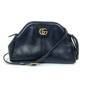 GUCCI Black Leather GG Marmont Shoulder Bag